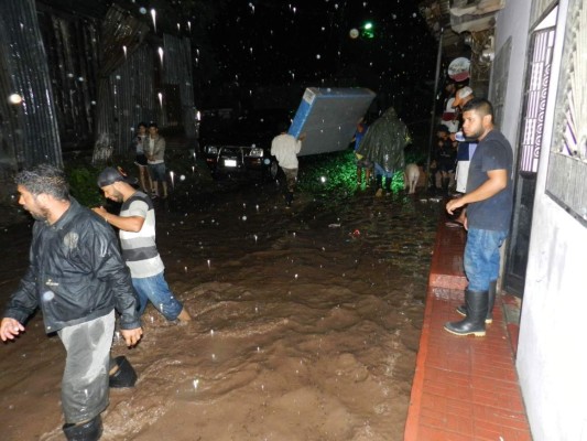 Juticalpa registra primeras familias albergadas por las lluvias