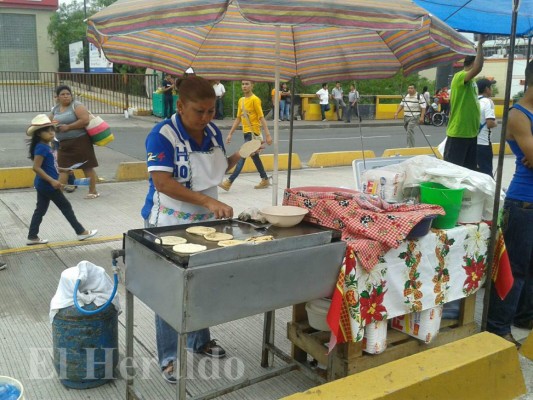 Galería de fotos del inicio del desfile en Tegucigalpa