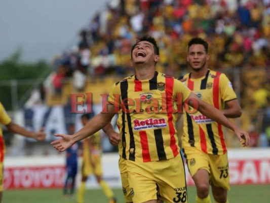 Motagua se impone 2-1 ante Real España y sigue invicto