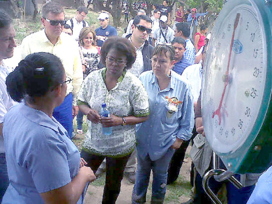 Marcovia avanza en reconstrucción tras temporal