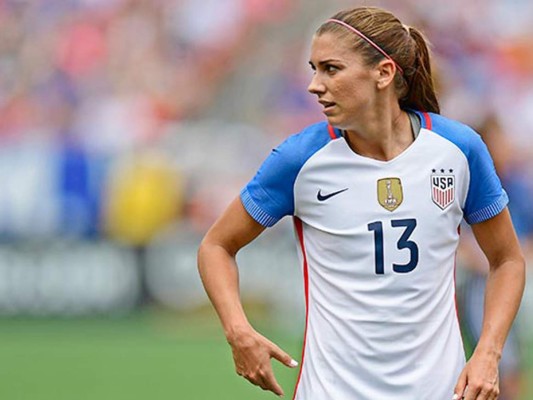 Alex Morgan marca su primer hat trick con el Lyon de Francia