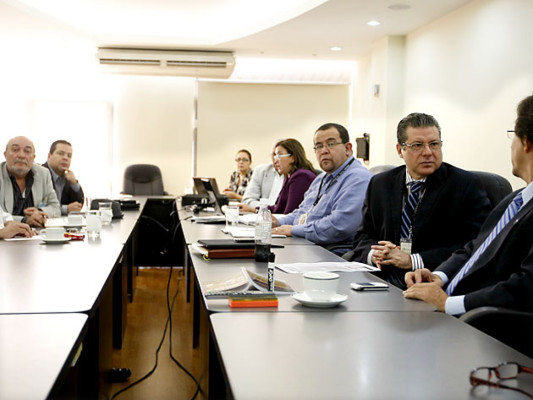 Libre, PAC y Alianza pasan primera prueba