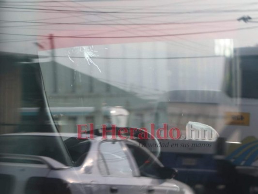 Paro de transporte público provoca enfrentamientos y caos en la capital (FOTOS)