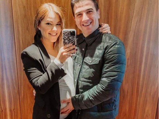Anita Fidalgo, hija de Cash Luna, se convierte en mamá por primera vez