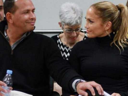 El costoso regalo que recibió Jennifer López de Alex Rodríguez