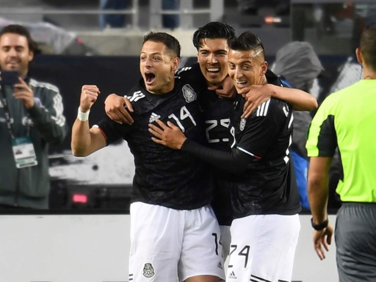 México vence 4-2 a Paraguay en un partido extraño de principio a fin