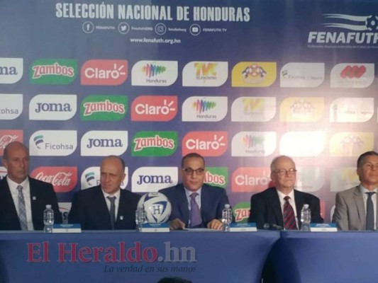 Fabián Coito fue presentado como nuevo entrenador de la Selección de Honduras