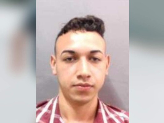 Los rostros de los policías detenidos con drogas y armas en Olancho