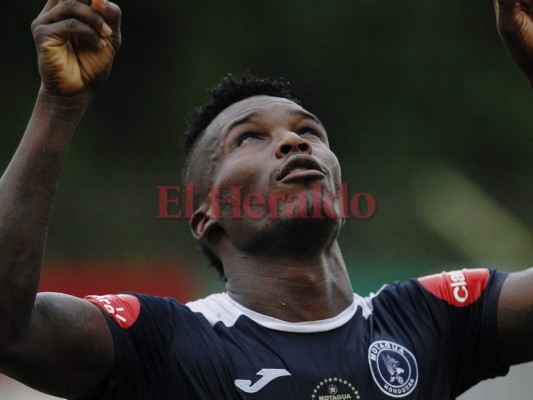 Rubilio Castillo se convierte en leyenda del Motagua