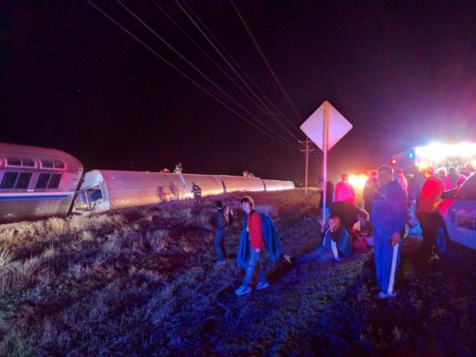 29 heridos por descarrilamiento de tren en Kansas