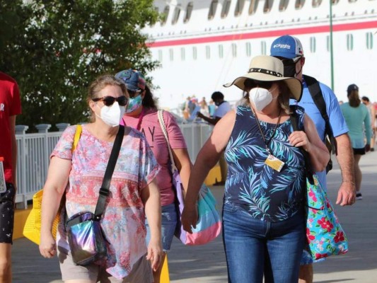 Así fue el arribo del imponente crucero 'Carnival Vista' a Roatán