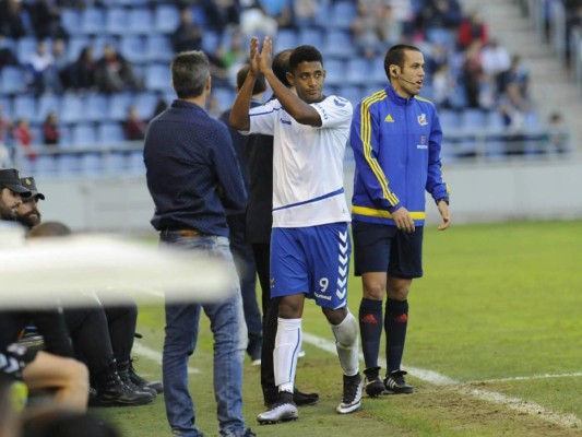 Tenerife vs Real Oviedo: El Choco Lozano se enfrentará a Fernando Hierro
