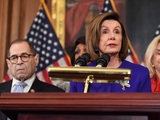 Legisladores demócratas acusan a Trump de abuso de poder y obstrucción