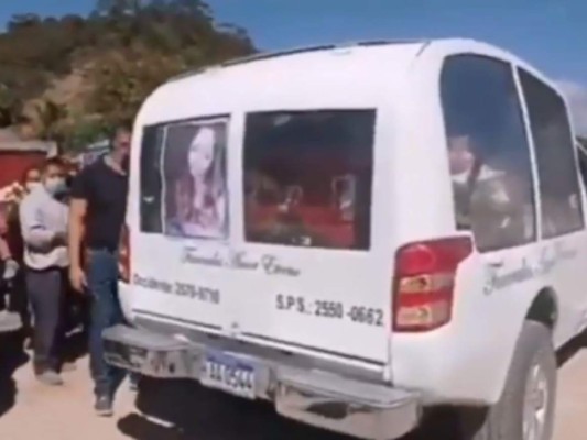 Con llanto y sed de justicia sepultan a Keyla Martínez (Fotos)