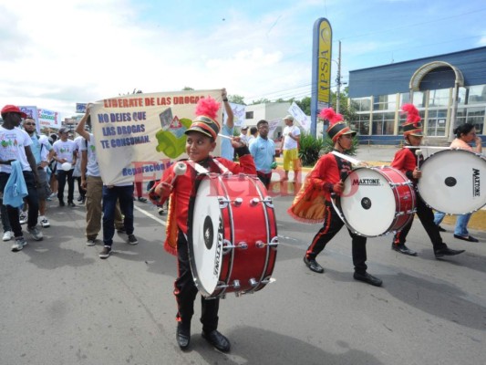 Fotos: Así fue el ambiente que grandes y pequeños vivieron en la marcha por la paz