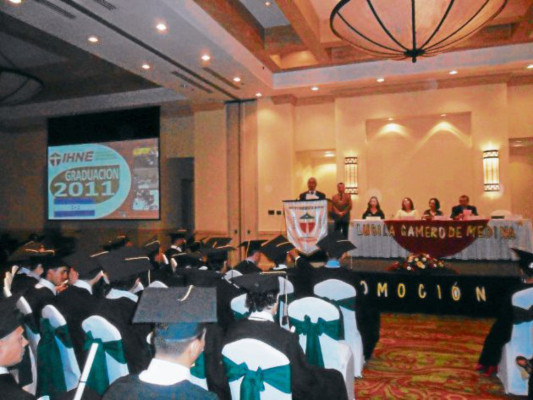 Prepárese en el área de los negocios