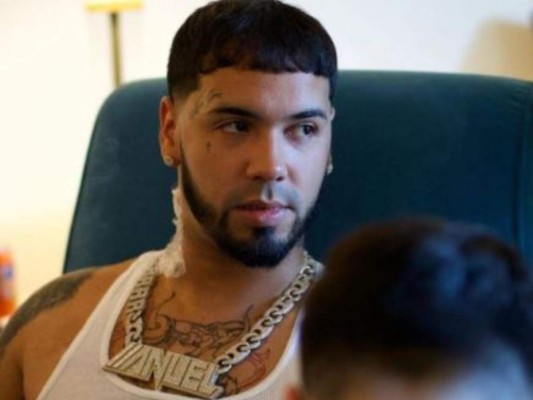 ¿Hospitalizado? Anuel AA desata preocupación por su delicado estado de salud