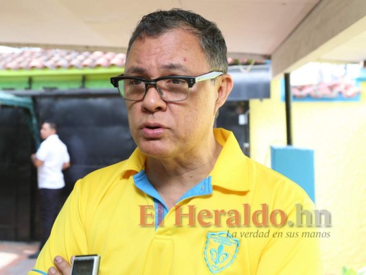 Exasesor de Salvador Nasralla le da la espalda y se une a Libre