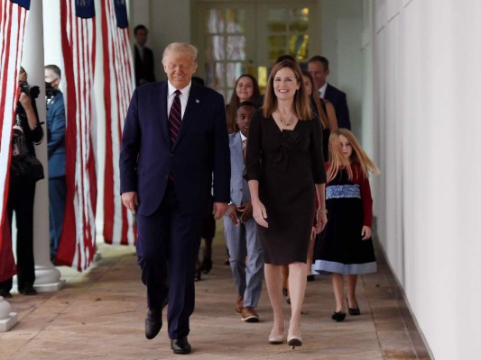 La jueza Amy Coney Barrett es nombrada por Trump para Corte Suprema
