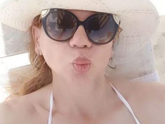 Mhoni Vidente hace arder Instagram con provocativos 'bikinazos'