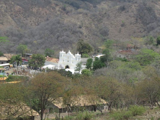 Celebran Día de Divina Misericordia en Potrerillos, El Paraíso&nbsp;&nbsp;&nbsp;