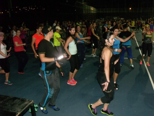 Zumba, explosión ritmo, energía y alegría