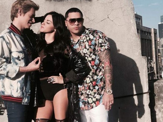 '¿Quién es ese?', el sensual video de Carlos Baute y Maite Perroni