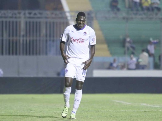 Javier Estupiñán, un centrodelantero con números a la baja