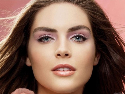 FOTOS: La sensual Hilary Rhoda