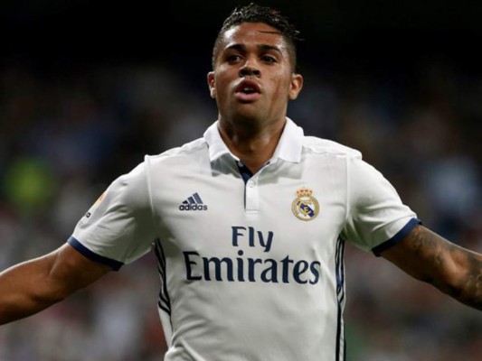 OFICIAL: Mariano Díaz es nuevo jugador del Real Madrid