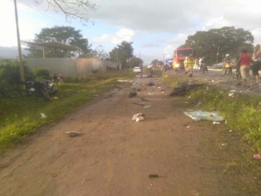 FOTOS: Las tristes imágenes del fatal accidente en El Progreso, Yoro
