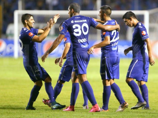 Motagua se queda con un accidentado Superclásico ante Olimpia