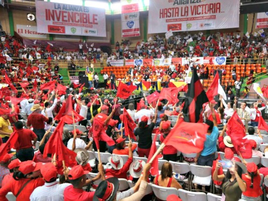 Alianza de oposición confirma a Salvador Nasralla como presidenciable y presenta sus propuestas de gobierno