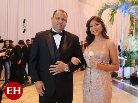 FOTOS: Prom de la Macris School, una radiante gala para festejar el éxito de los seniors