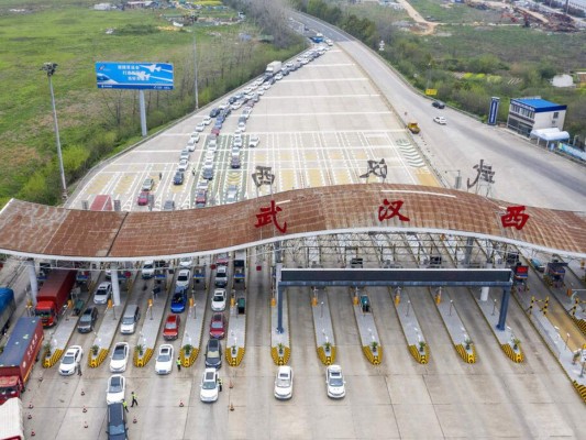 FOTOS: China empieza a retirar restricciones en centro de epidemia 