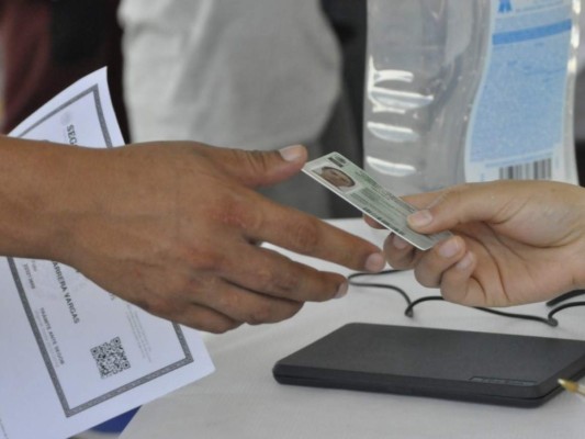 Unos 8,276 hondureños solicitaron visa por razones humanitarias en México