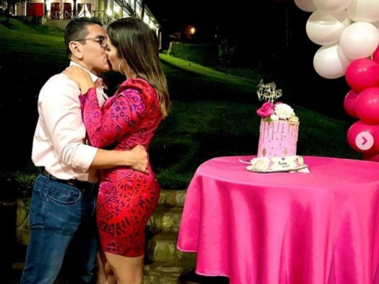 ¿Quiénes son las parejas de las famosas de la televisión hondureña?