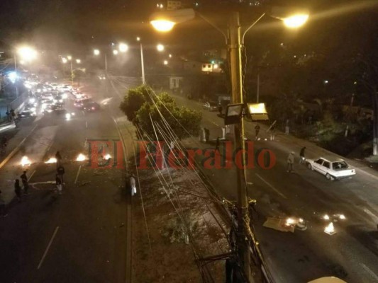 Alianza de Oposición convocó a partir desde esta noche a un paro general en toda Honduras