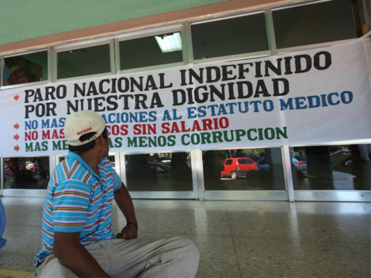 Pago a médicos no ha sido liberado por problema presupuestario