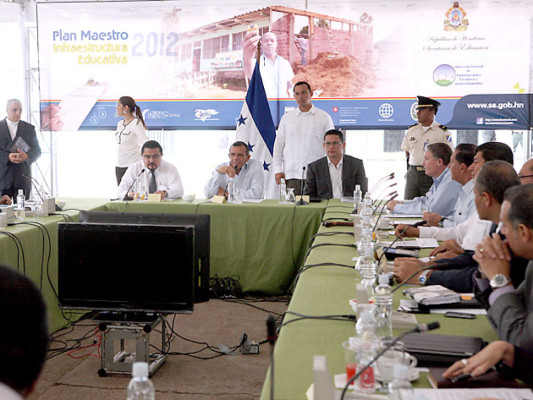 Decreto sanciona a maestros huelguistas