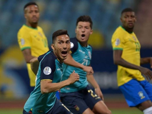 Ecuador por una victoria ante el imbatible Brasil que lo deje a un paso de Catar  