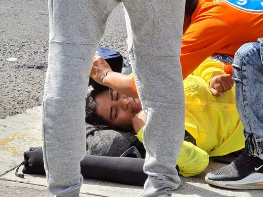 Imágenes del aparatoso accidente que sufrieron reportera y camarógrafo de HCH en la capital