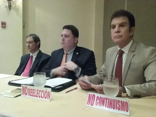 Dirigentes de Oposición discuten tema de reelección presidencial