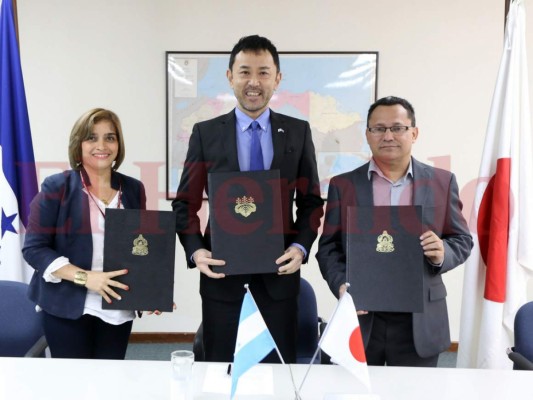 Japón contribuirá a la educación de 190 escolares de San Lorenzo, Valle