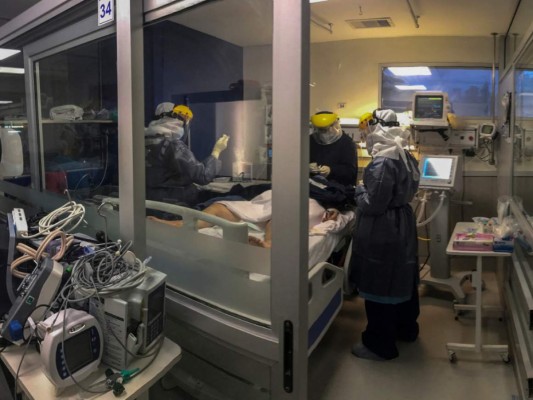 Uruguay ensaya 'pase responsable' para reabrir espectáculos en pandemia&nbsp;&nbsp;