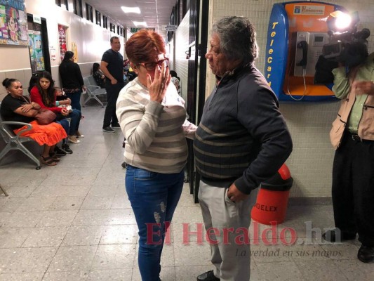 Plegarias, apoyo y fe: las muestras de cariño a Chelato Uclés (FOTOS)