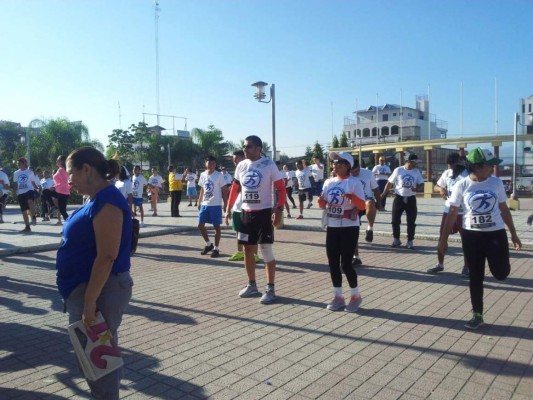 Juez facilitador participa en maratón de Comayagua para socializar con las personas