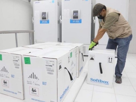 Honduras recibe 40,950 dosis de vacunas compradas a la farmacéutica Pfizer