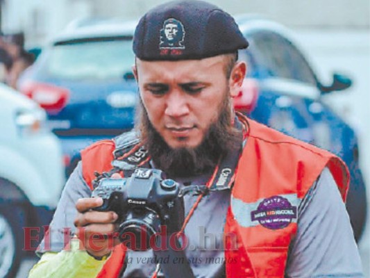 Walter Hernández, un amante de la fotografía en oriente