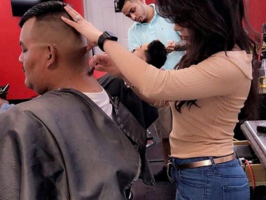 Fany Barber, una hondureña que triunfa en Estados Unidos en un mundo reservado para hombres